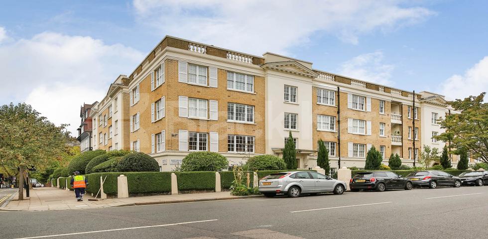 			NEW INSTRUCTION!, 2 Bedroom, 1 bath, 1 reception Flat			 Northwick Terrace, ST JOHNS WOOD - MAIDA VALE